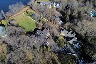 5 Cedar Ln, Glen Cove, NY 11542 - Photo 42