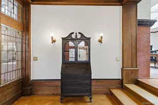 5 Cedar Ln, Glen Cove, NY 11542 - Photo 26