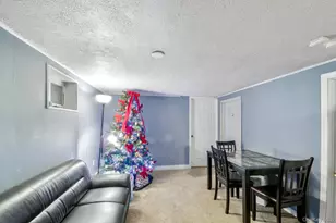 250 Spur Dr S, Bay Shore, NY 11706 - Photo 14