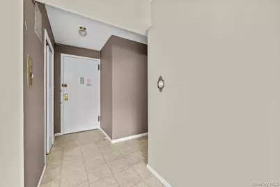 8935 155th Ave #3M, Howard Beach, NY 11414 - Photo 6