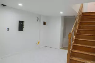 188 Forrest Pl, Bay Shore, NY 11706 - Photo 12