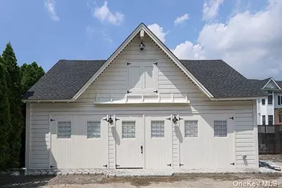 1415 Old Northern Boulevard #5, Roslyn, NY 11576 - Photo 2