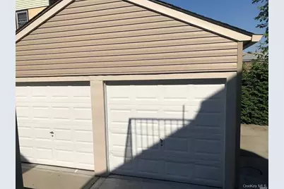 1535 149th Street, Whitestone, NY 11357 - Photo 12