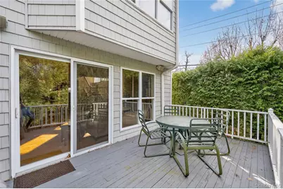 1 Parkridge Court, Huntington, NY 11743 - Photo 26