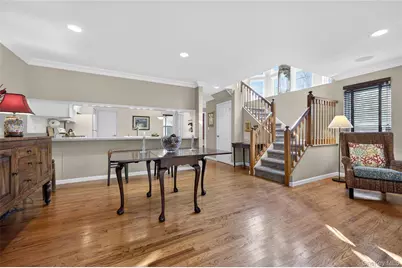 1 Parkridge Court, Huntington, NY 11743 - Photo 10