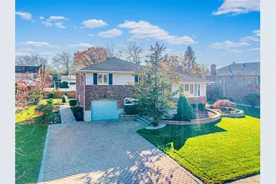 192 Birch Drive, Manhasset Hills, NY 11040 - Photo 44