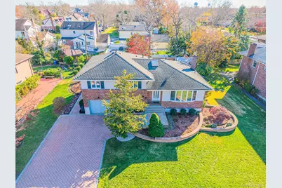 192 Birch Drive, Manhasset Hills, NY 11040 - Photo 42