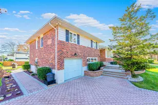 192 Birch Dr, Manhasset Hills, NY 11040 - Photo 6