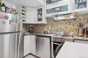 75-02 Austin St, Forest Hills, NY 11375 - Photo 4