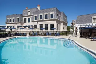 5000 Royal Ct, North Hills, NY 11040 - Photo 36