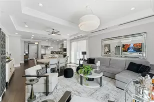 5000 Royal Ct, North Hills, NY 11040 - Photo 10