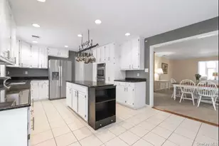 39 Fleets Cove Rd, Huntington, NY 11743 - Photo 6