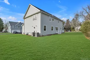 44 N Woodhull Rd, Huntington, NY 11743 - Photo 26