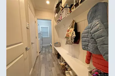 1019 Grove Street, Mamaroneck, NY 10543 - Photo 20