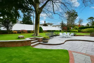 11 Joy Dr, Manhasset Hills, NY 11040 - Photo 40