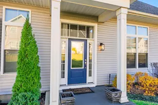 366 Wavell Ave, Yaphank, NY 11980 - Photo 4