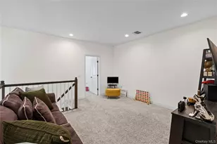 366 Wavell Ave, Yaphank, NY 11980 - Photo 18