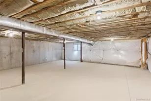 366 Wavell Ave, Yaphank, NY 11980 - Photo 24