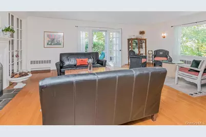 105 Douglas Road, Chappaqua, NY 10514 - Photo 8