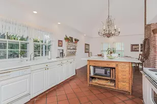 105 Douglas Rd, Chappaqua, NY 10514 - Photo 10