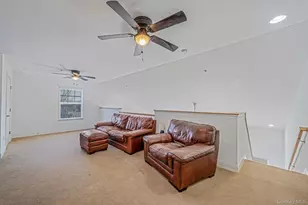 73 Millie CT, Patchogue, NY 11772 - Photo 38