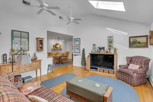 85 Catherine St, East Northport, NY 11731 - Photo 4