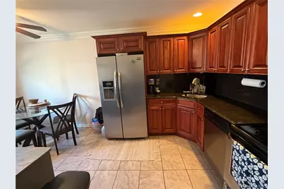 10 Smithtown Blvd Blvd #Apt 7B, Smithtown, NY 11787 - Photo 1