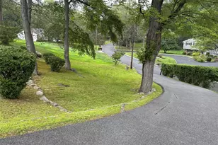 14 Aspen Way, Thornwood, NY 10594 - Photo 36