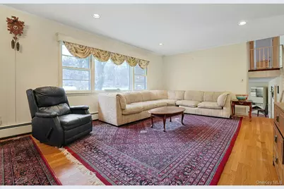 14 Aspen Way, Thornwood, NY 10594 - Photo 12