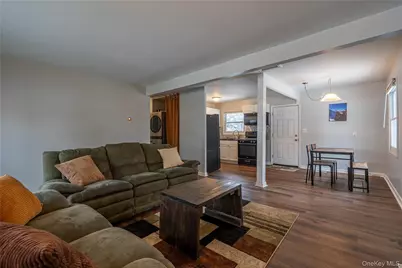 1 Briarwood Crescent, Newburgh, NY 12550 - Photo 8