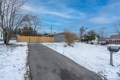 1 Briarwood Crescent, Newburgh, NY 12550 - Photo 20