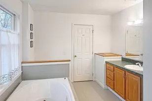 12 Dogwood Ln, Shelter Island, NY 11964 - Photo 18