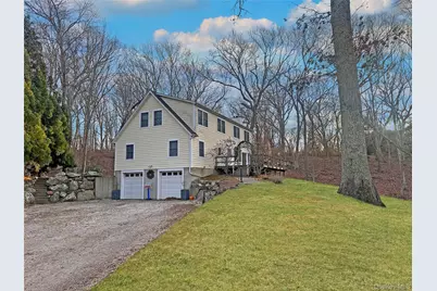 12 Dogwood Lane, Shelter Island, NY 11964 - Photo 2