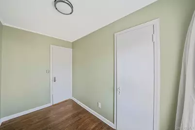 91 Tower Street, Sayville, NY 11782 - Photo 16