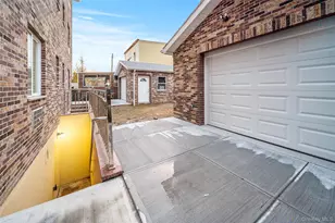 66-17 Clinton Ave, Maspeth, NY 11378 - Photo 14