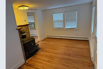 182 Maple Hill Road, Huntington, NY 11743 - Photo 4