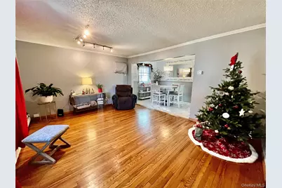 182 Lexington Avenue, Franklin Square, NY 11010 - Photo 12