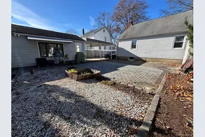 182 Lexington Avenue, Franklin Square, NY 11010 - Photo 6