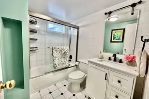 182 Lexington Ave, Franklin Square, NY 11010 - Photo 22