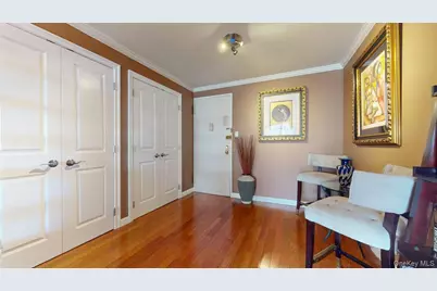 118-17 Union Turnpike #5H, Forest Hills, NY 11375 - Photo 4