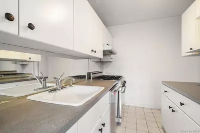 1299 Palmer Avenue #225, Larchmont, NY 10538 - Photo 16