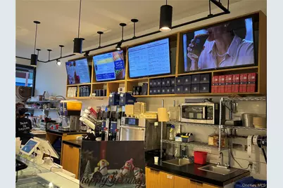 22-20 31 Street, Astoria, NY 11105 - Photo 2