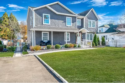 50 Verazzano Avenue, Copiague, NY 11726 - Photo 2