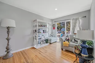 50 Verazzano Ave, Copiague, NY 11726 - Photo 12