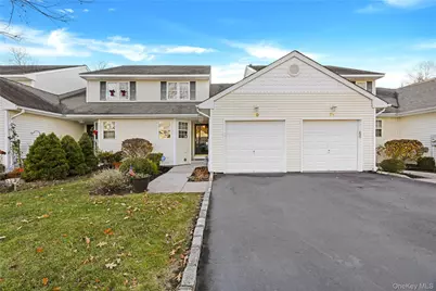 70 Strawberry Commons, Riverhead, NY 11901 - Photo 2