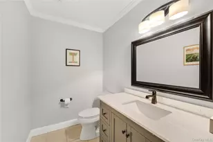 70 Strawberry Commons, Riverhead, NY 11901 - Photo 12