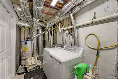 70 Strawberry Commons, Riverhead, NY 11901 - Photo 18