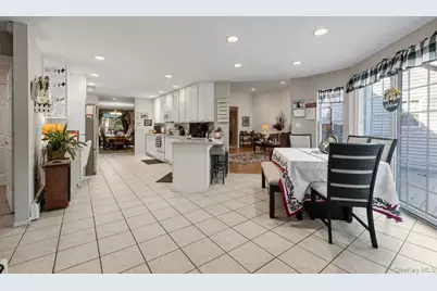 11 Moran Court, Manorville, NY 11949 - Photo 12