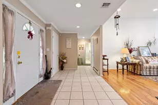 11 Moran Ct, Manorville, NY 11949 - Photo 4