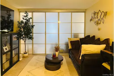 54-44 Little Neck Parkway #5L, Little Neck, NY 11362 - Photo 16